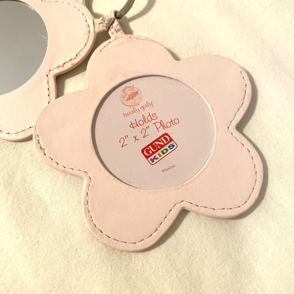 Ballet Bath Towel Soap Dish Set With Photo/ Mirror Keychain - Picture 14 of 16